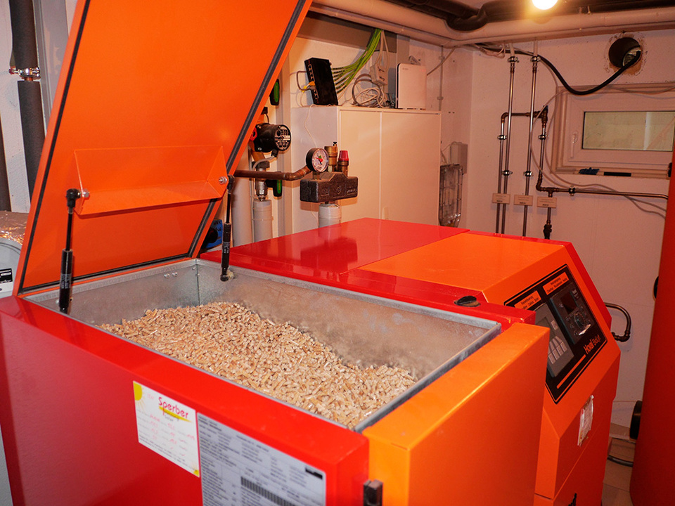 Palletheizung2 bei Elektro Steer GmbH in Schondorf a. Ammersee